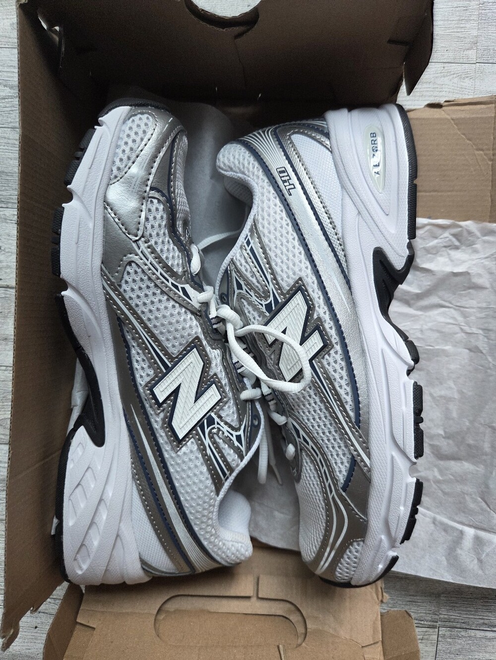 New Balance 740 Casual Sneakers Unisex Size 7y